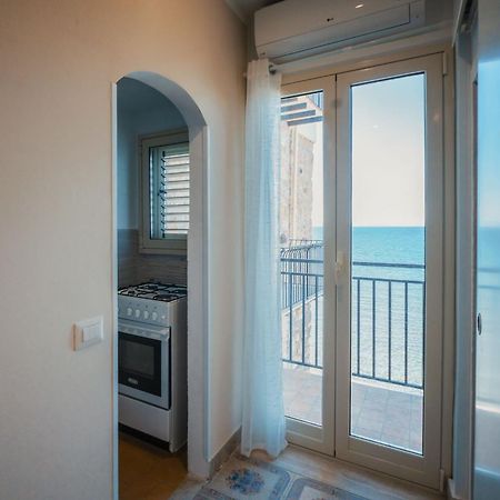 Tramonto Sul Mare Apartment Чефалу Екстериор снимка